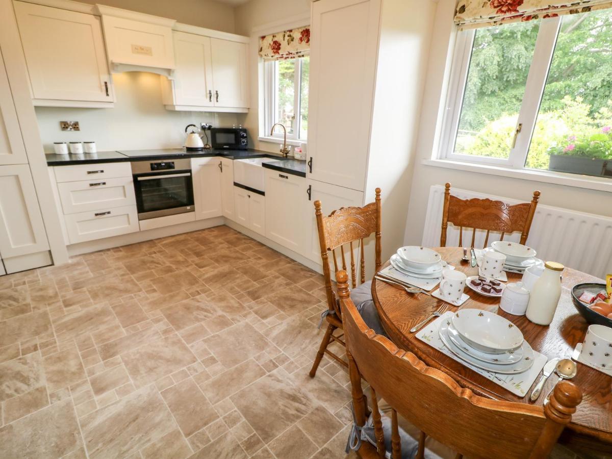 Glebe Farm Cottage Ньюрі Екстер'єр фото